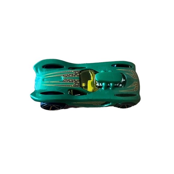 2003-13 Hot Wheels BDY13 Green / Gold Diecast. 1:64 Malaysia. - Picture 2 of 8